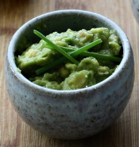 creamy super fast avocado and superfood dip